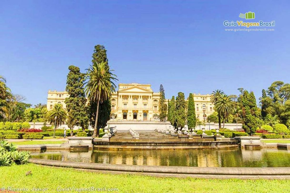 Places Monumento à Independência