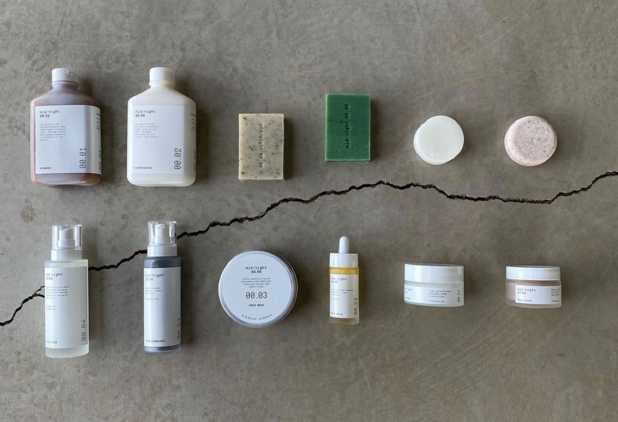 Social Midnight 00.00 | Beauty Essentials