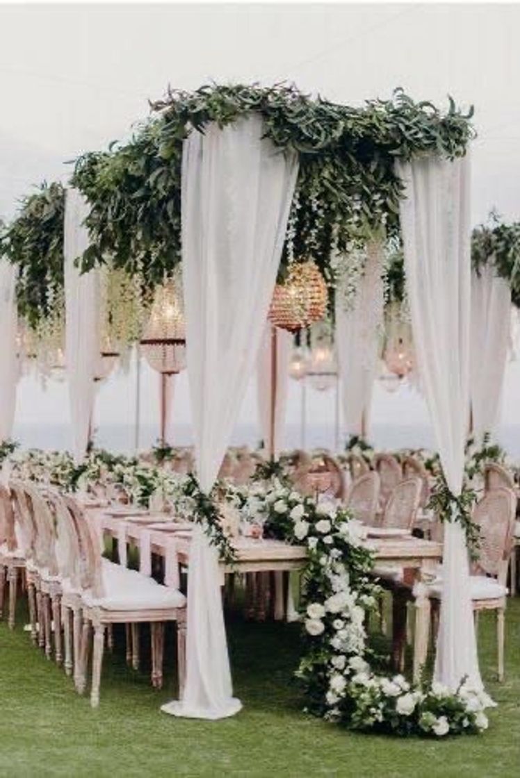 Fashion Decoração de casamento em tons neutros 🤍👰🏻