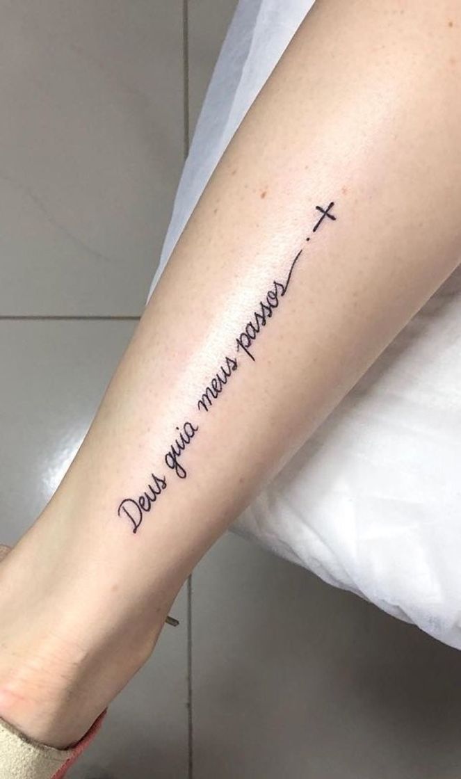 Moda Tatoo frase