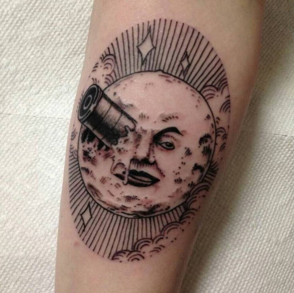 Moda Tatuagem lua 