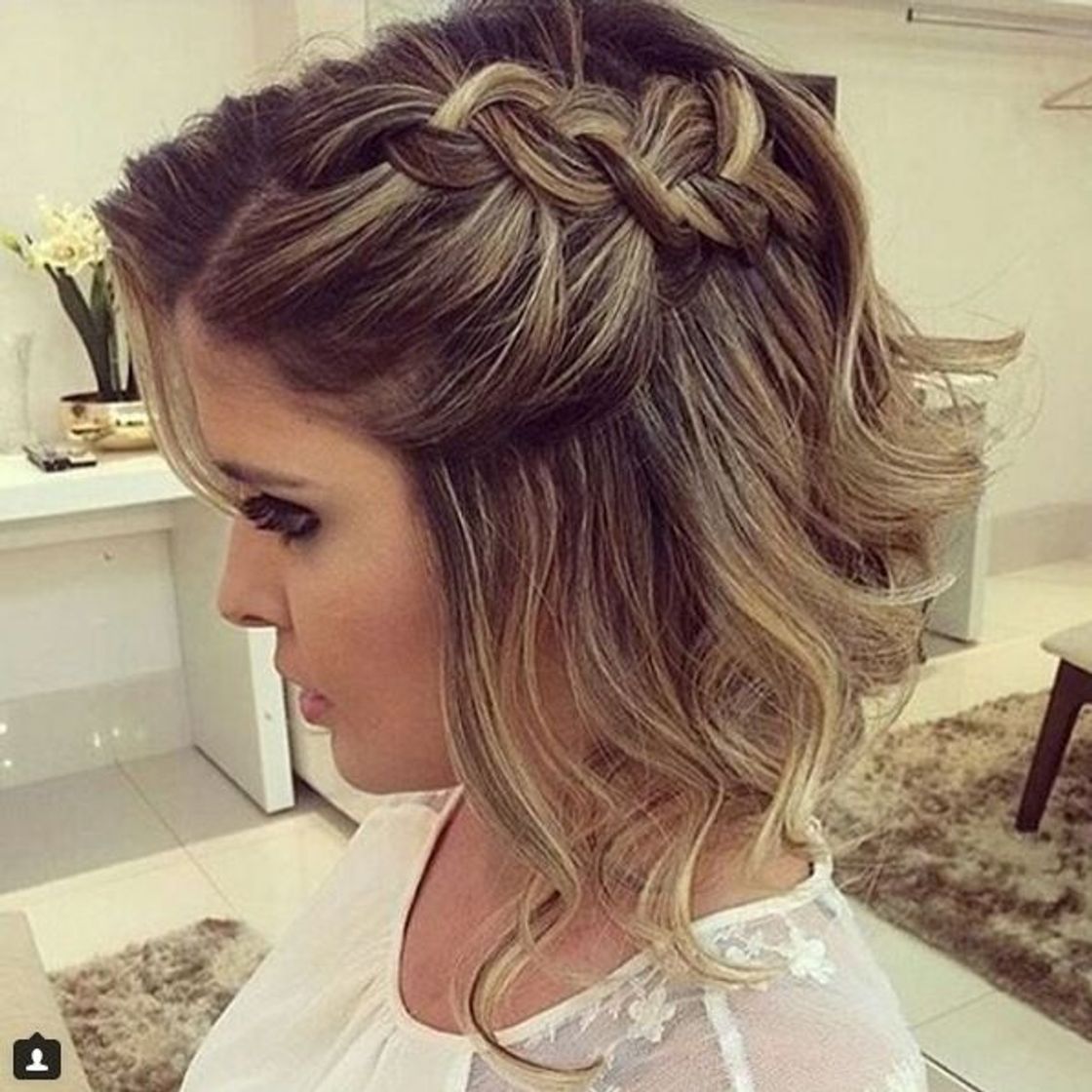 Moda Penteado para cabelo curto 