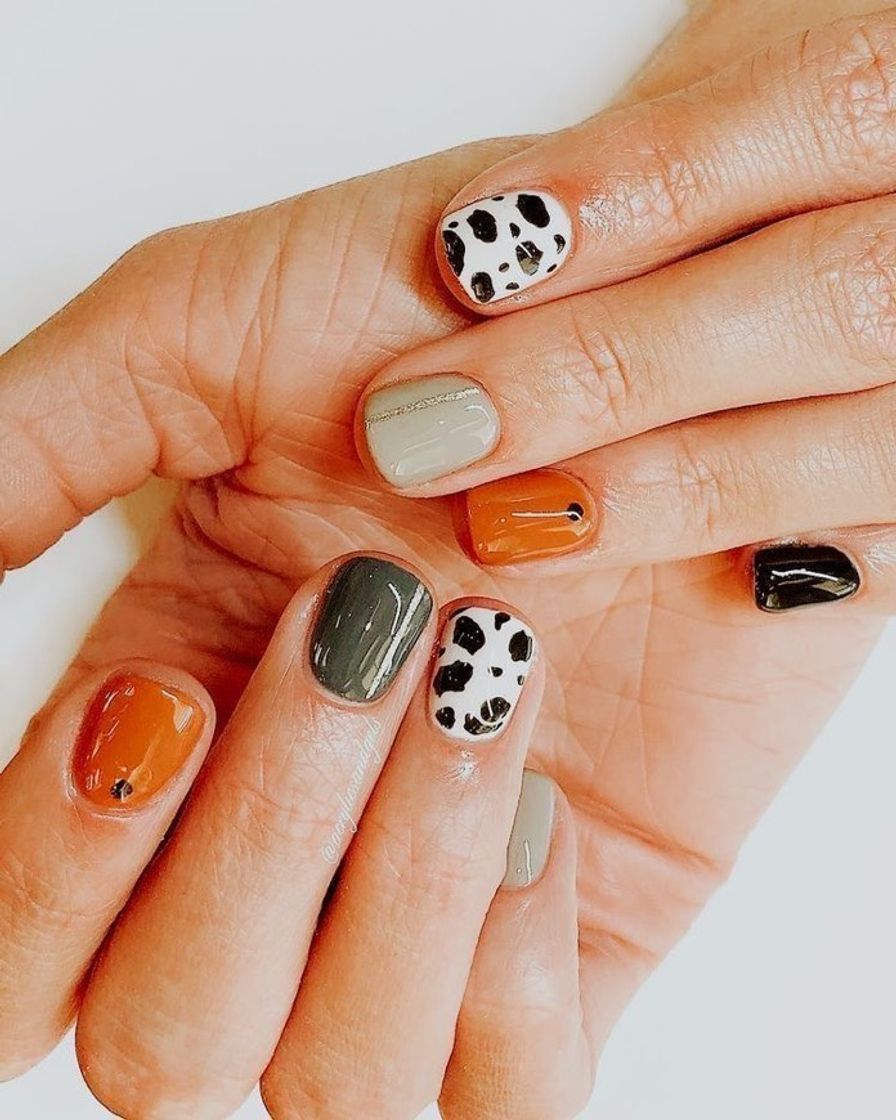 Moda • Unhas •