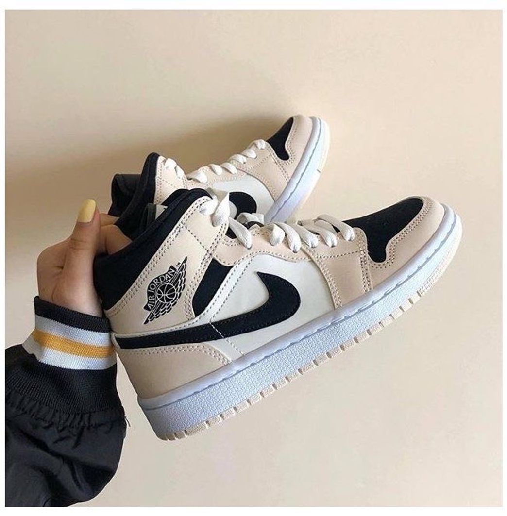 Social Air Jordan 1 black pink white 