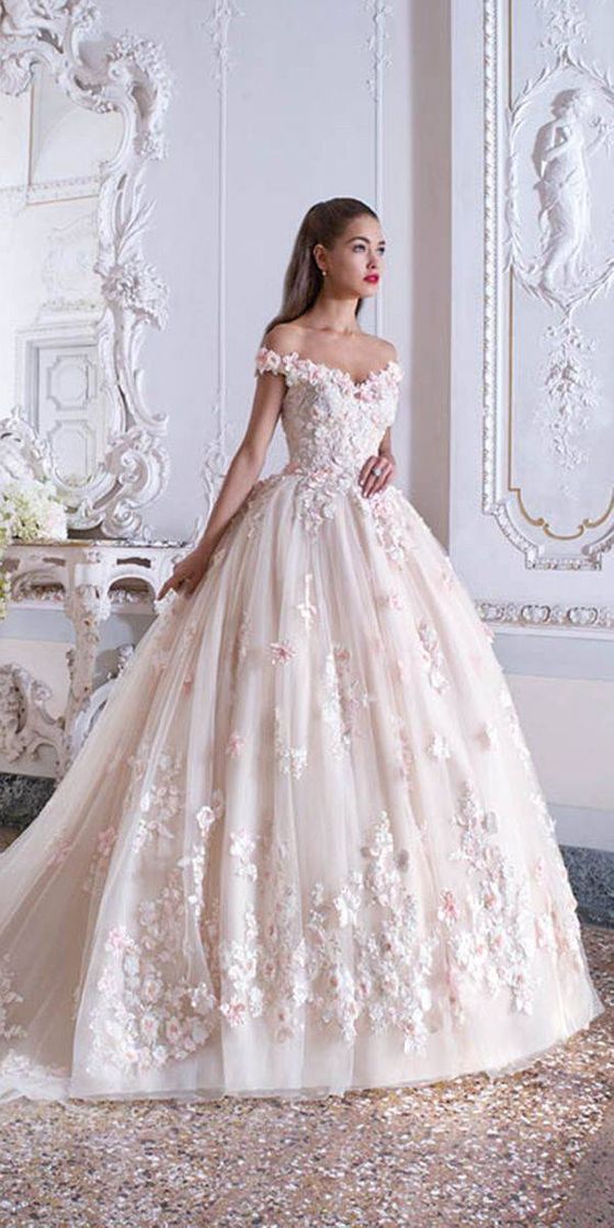 Moda Vestido de Noiva mais parece de princesa🤩