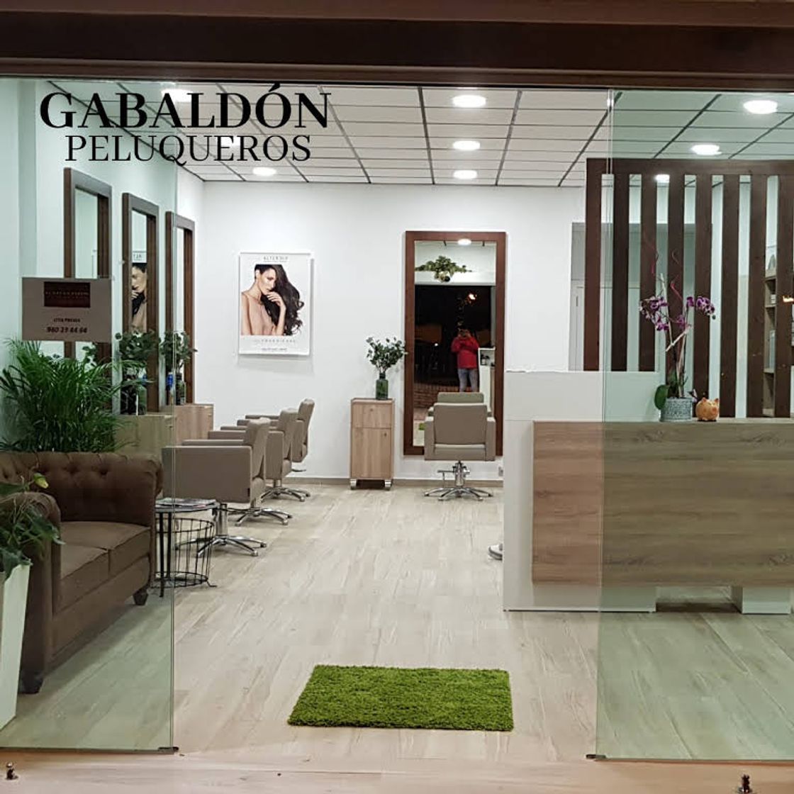 Moda Gabaldón Peluqueros, S.C. - Peluquería en València