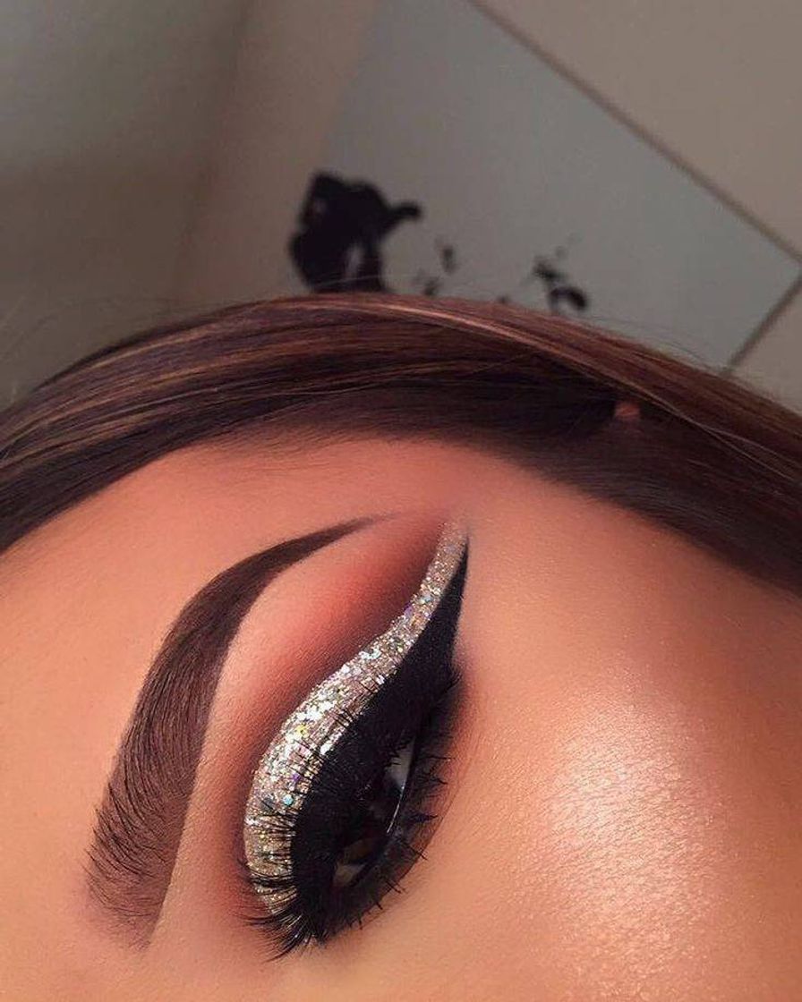 Fashion Cut crease aberto