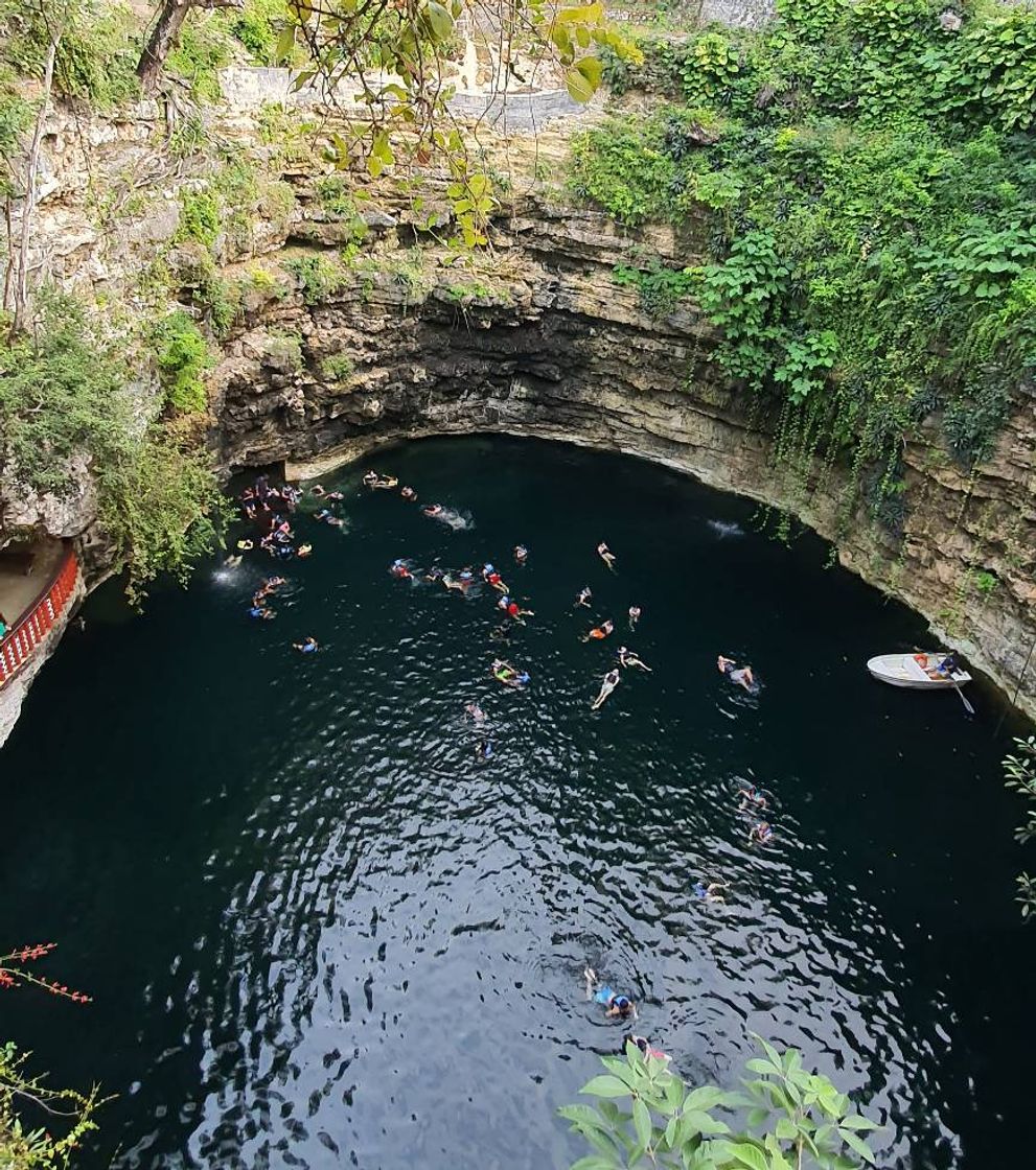 Lugar Xcajum Cenote