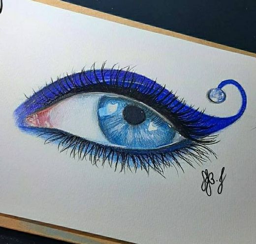 Desenho de Olho Realista
