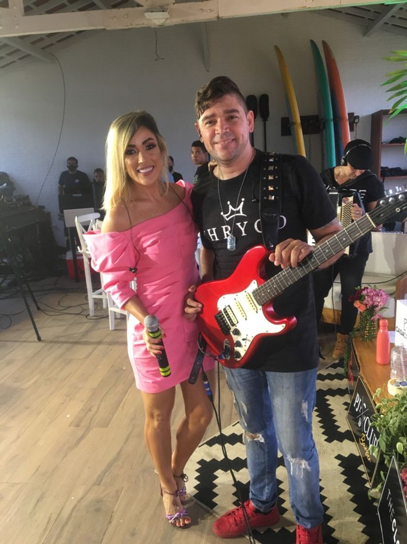 Music Fazendo live com Mirella e leno ex desejo de menina jane