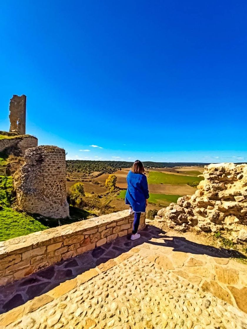 Places Castillo de Calatañazor