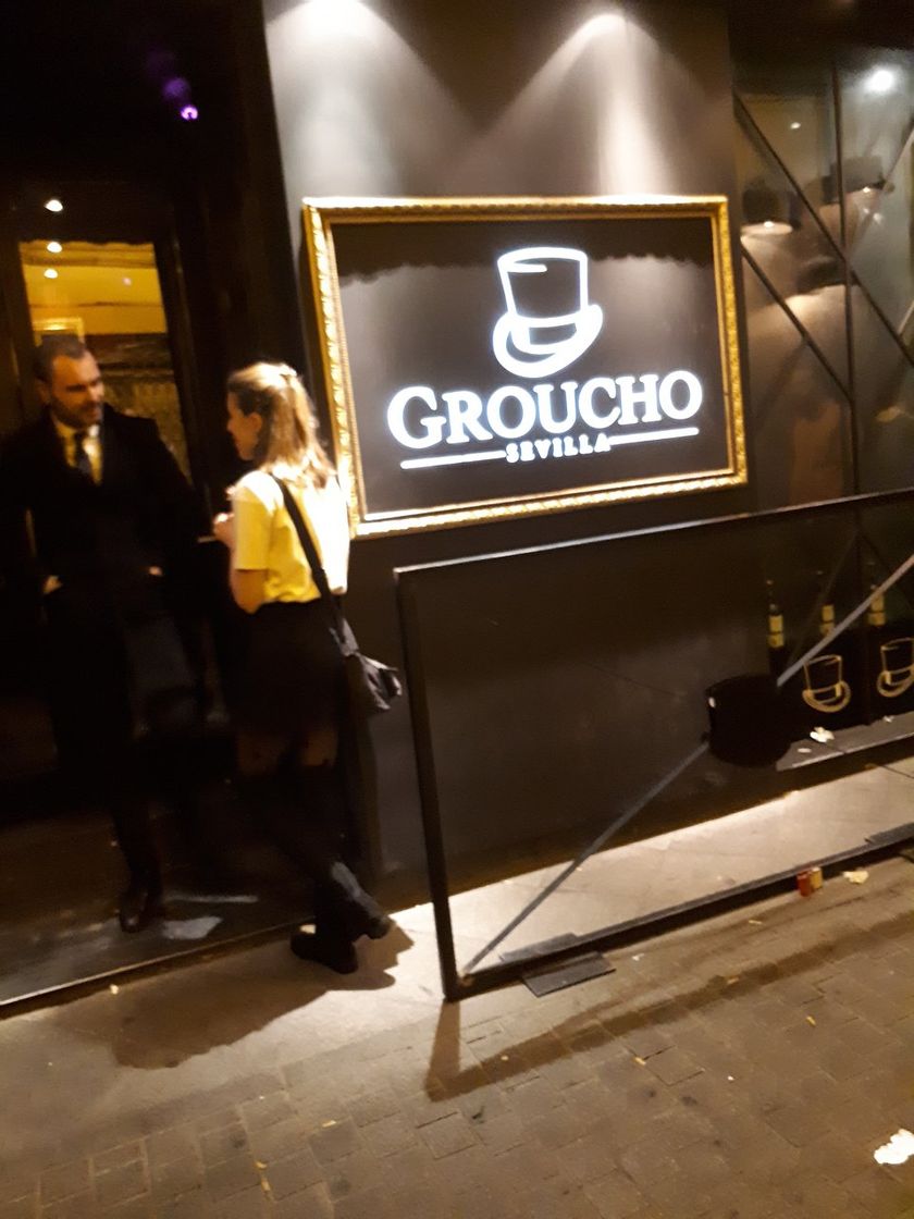 Lugar Groucho Bar