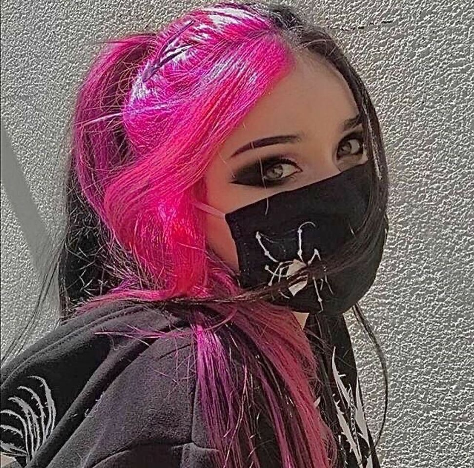 Moda Cabelo preto e rosa