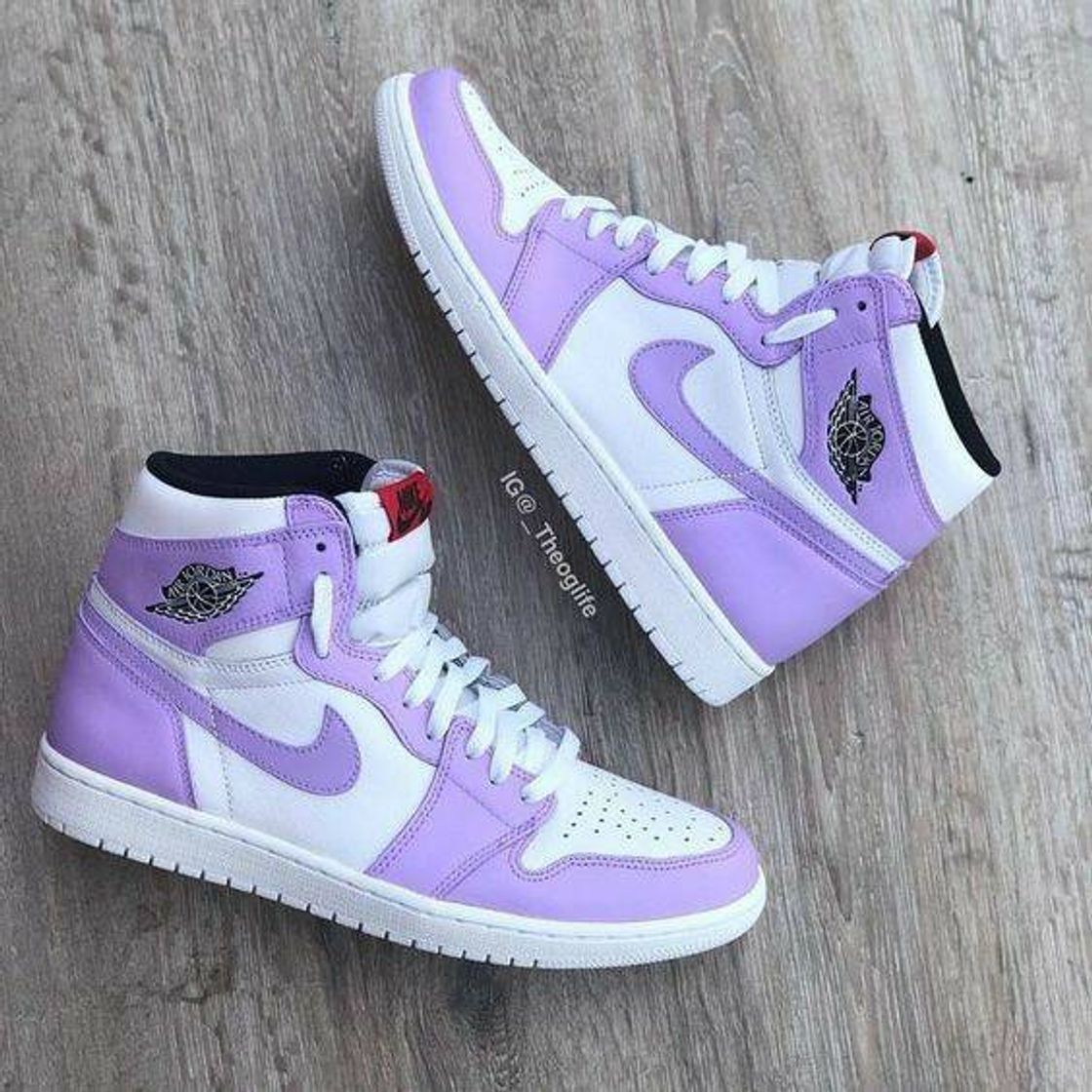 Fashion Jordan 1 lilas e branco