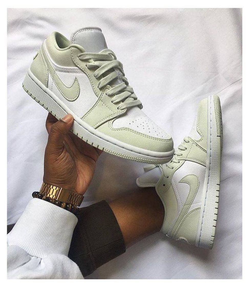 Social Air Jordan 1 Low Game Royal