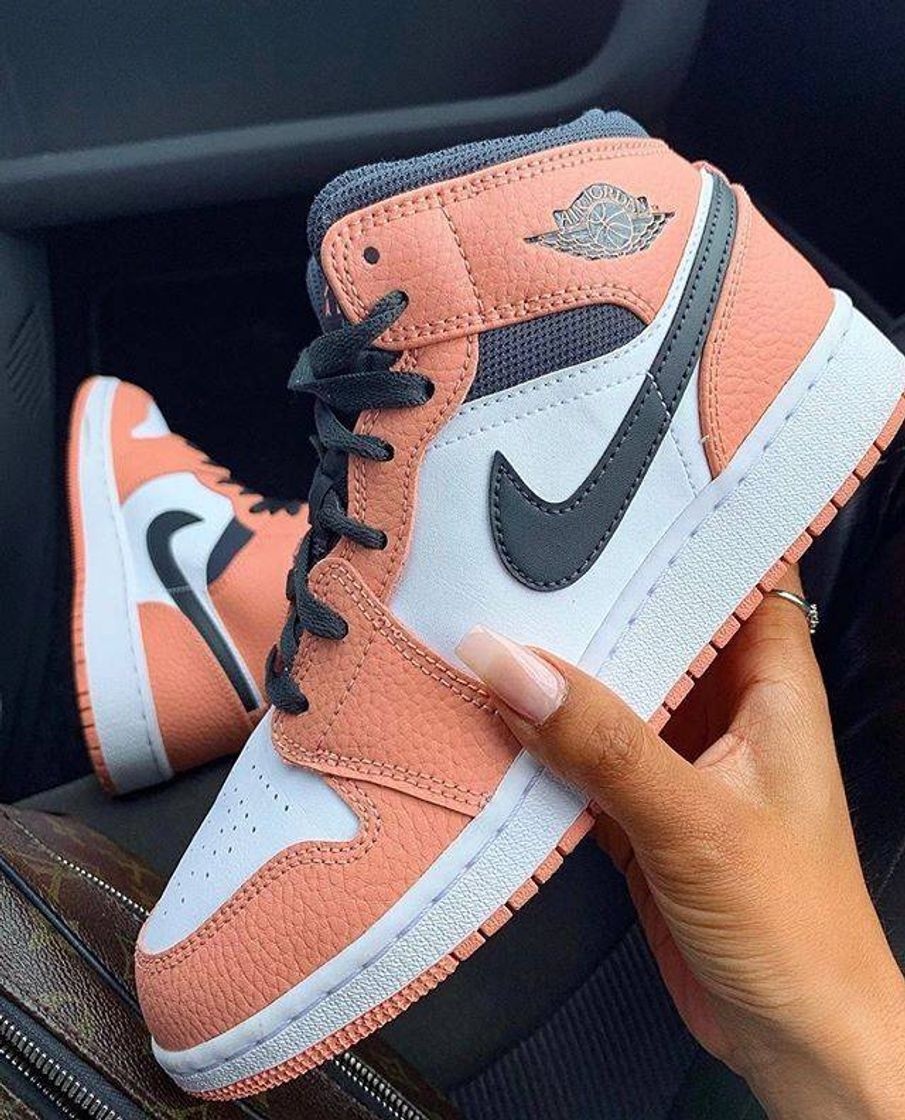 Social Air Jordan 1 Mid 'Pink Quartz'