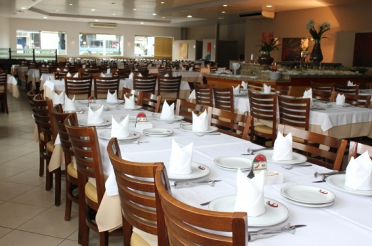 Restaurantes Candeeiro Churrascaria e Pizzaria