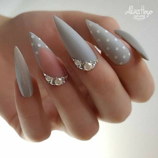 Nails 