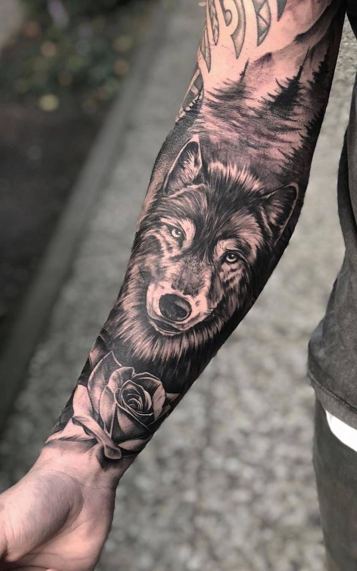 Social Tattoo: "O Lobo "