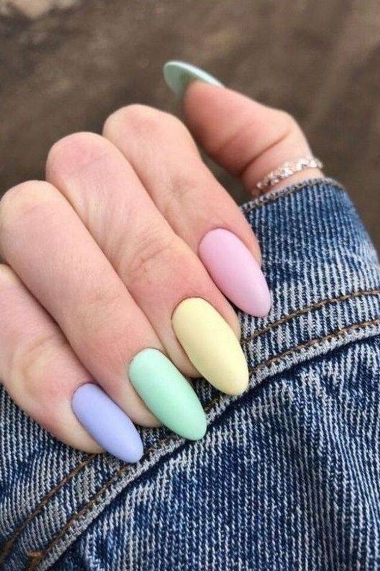 Moda Unhas multicoloridas