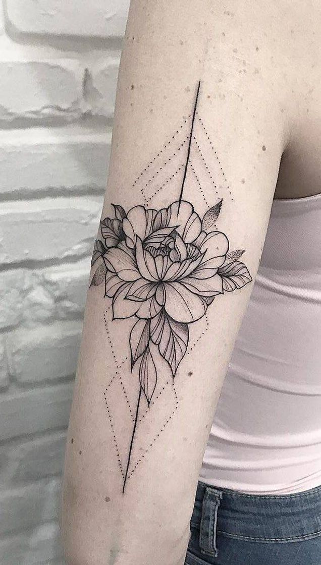 Moda Tatuagem flor 