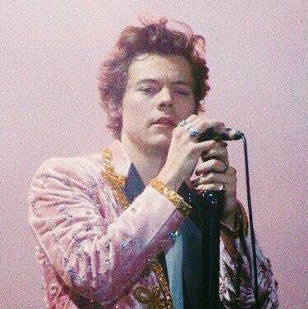 Social Icon Harry styles