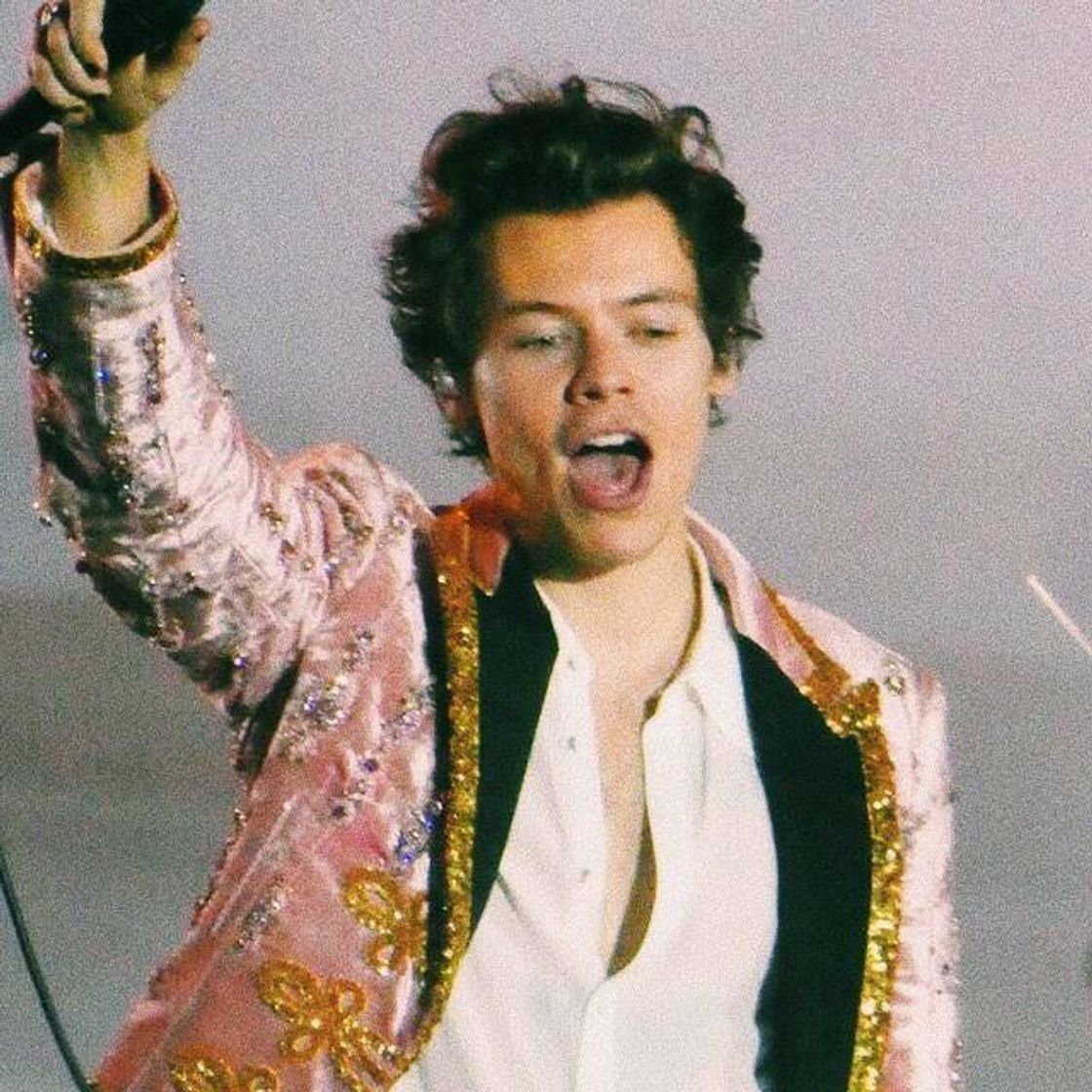 Social Icon Harry Styles 