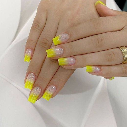 Beleza: Unhas decoradas