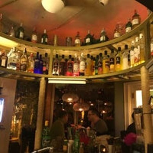 La Kama Café (Tropical Fresh Cocktail Bar)