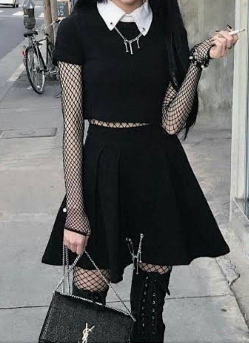 Fashion Bem linda essa roupa gótica 