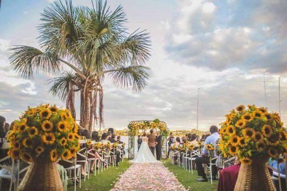 Moda  Casamento de Girassóis 🌻