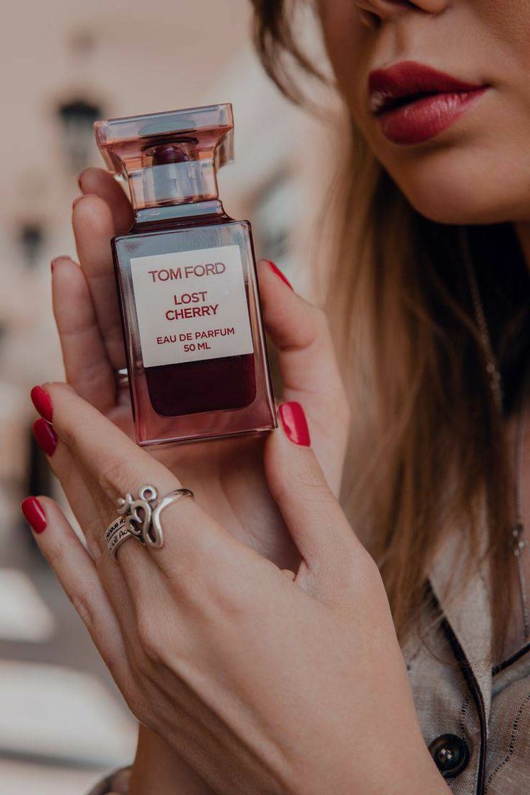 Social Perfume 
