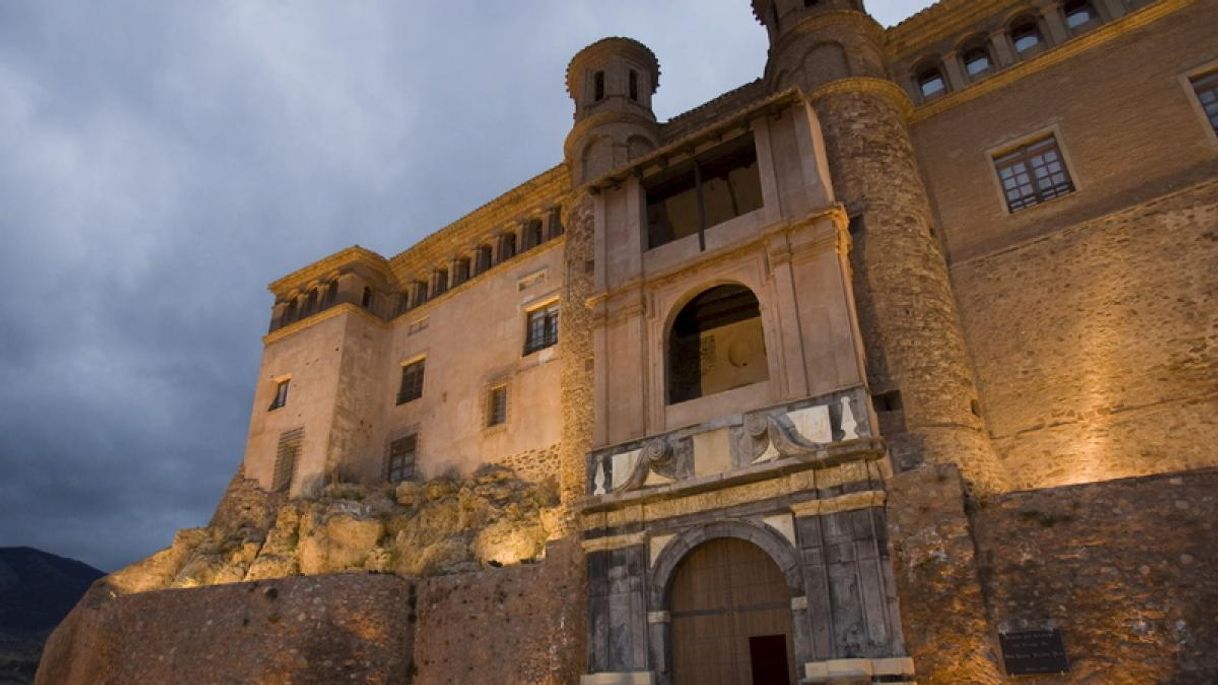 Lugares Castillo Palacio Papa Luna