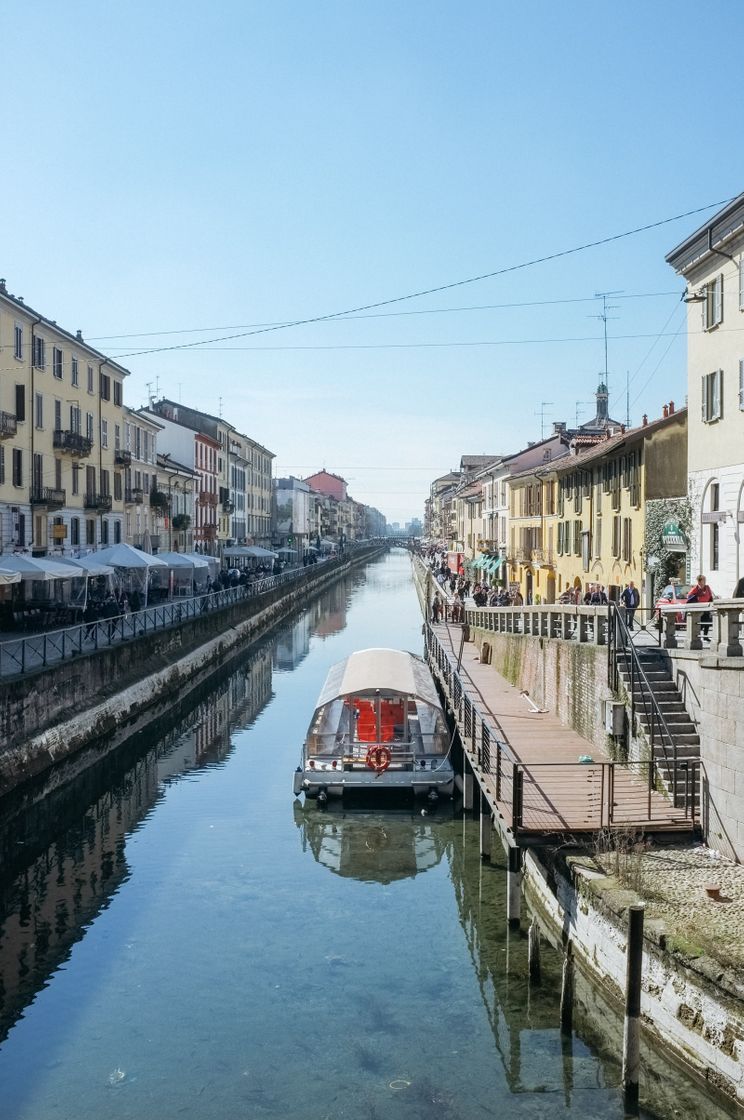 Place Navigli