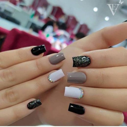 Unhas perfeitas 💕💅