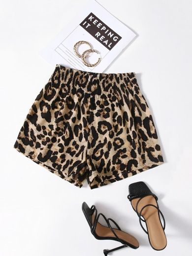 Shorts estampado leopardo