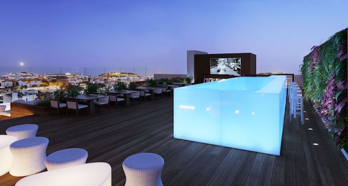 Restaurantes Level Eight Rooftop & Bar