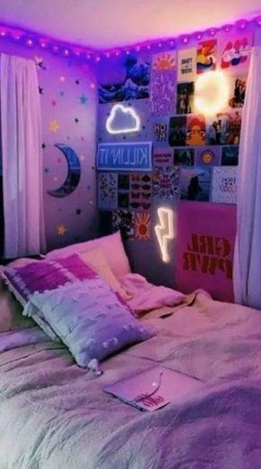 Olha esse quarto de led meio vsco❣