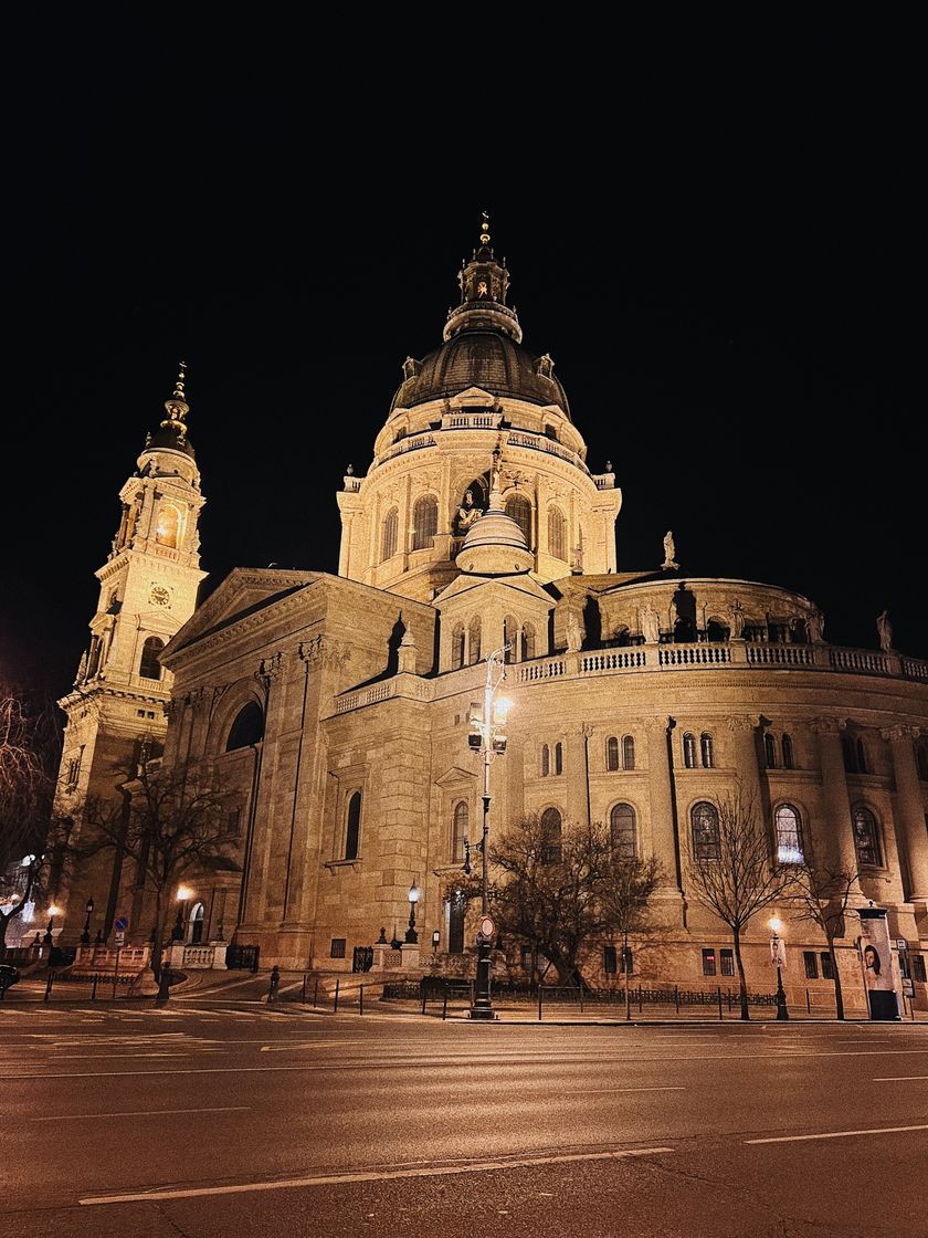 Lugar Basílica de San Esteban