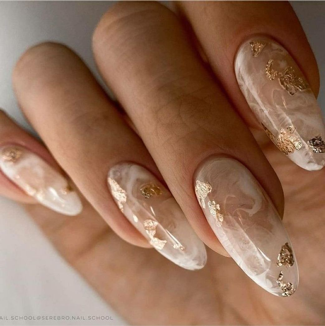 Social Almond Nails