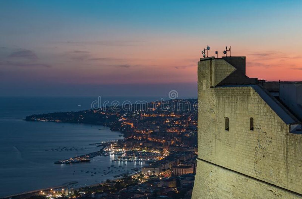 Lugar Castel Sant'Elmo