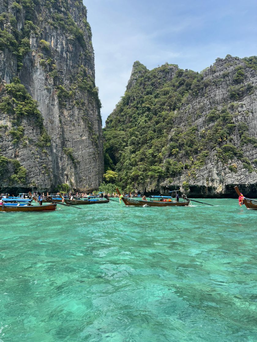 Place Pileh Lagoon