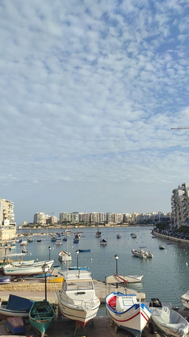 Lugares Spinola Bay