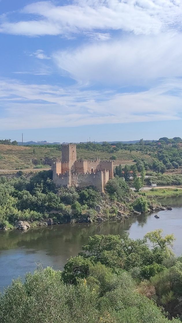 Place Castelo de Almourol