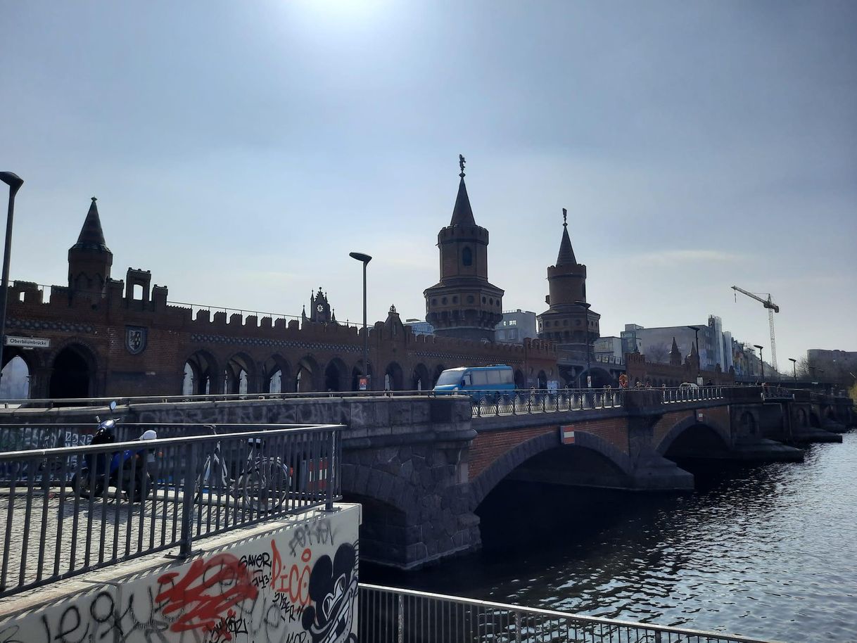 Place Oberbaumbrücke