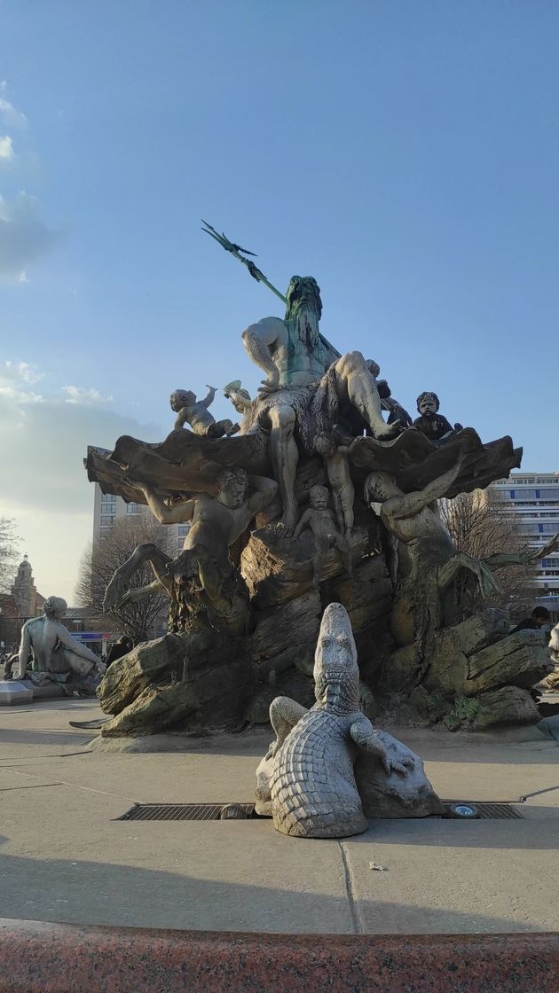 Place Fuente de Neptuno