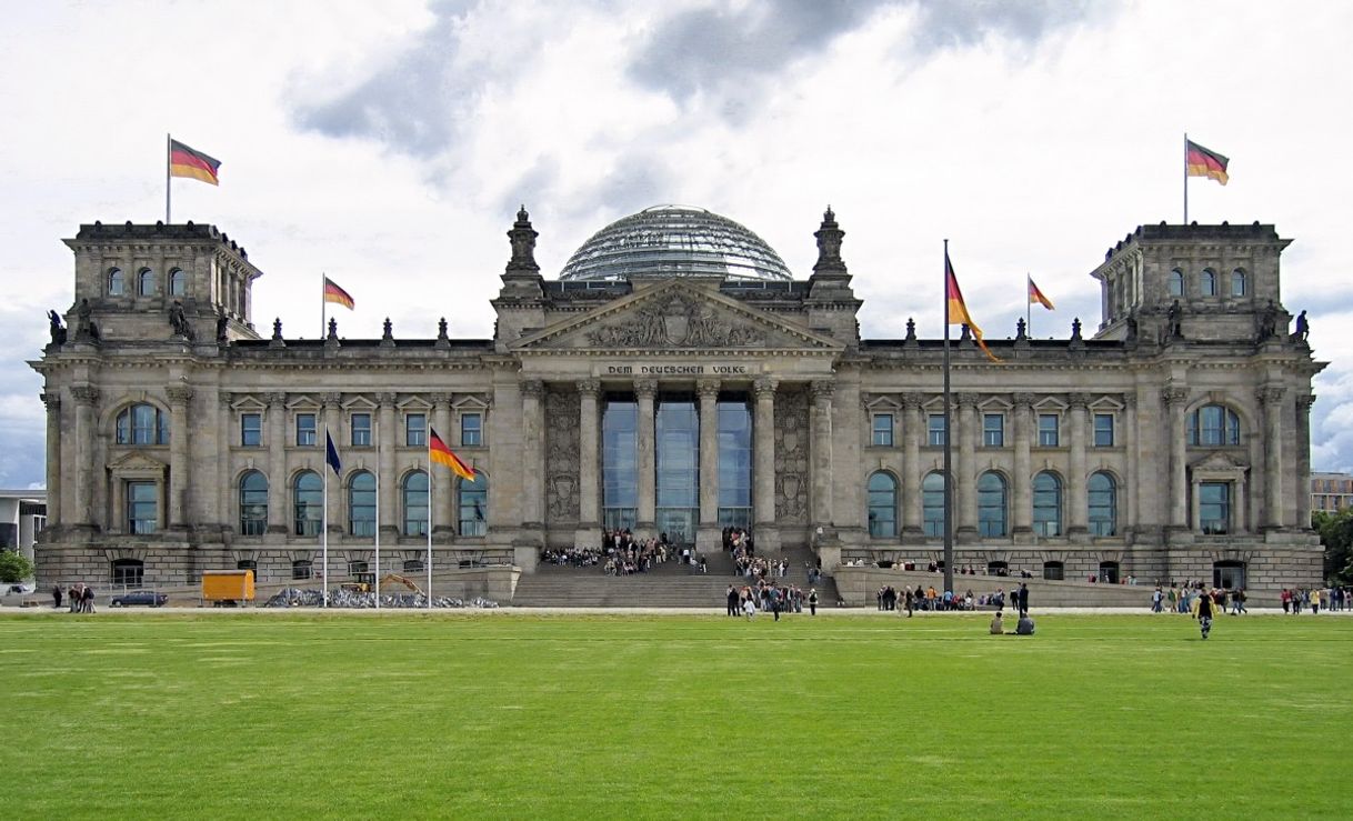 Place Reichstag Building