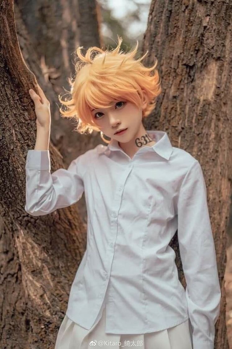 Moda Cosplay Emma 🧡