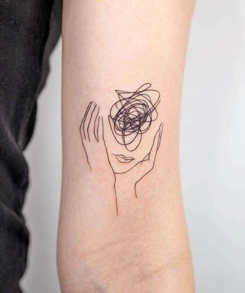 Moda Tatuagem minimalista