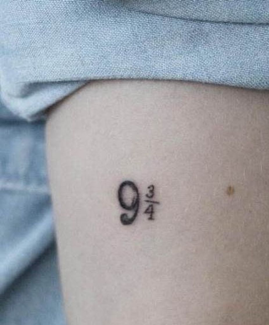 Moda TATUAGEM MINIMALISTA HARRY POTTER